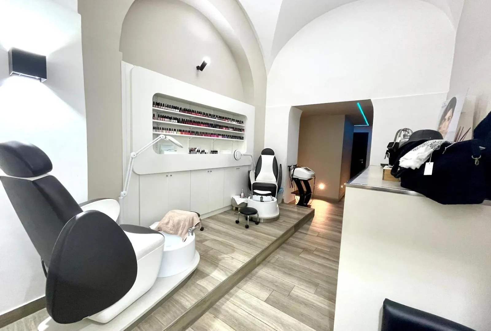 Guest house Essenza House Hotel Rome Italy