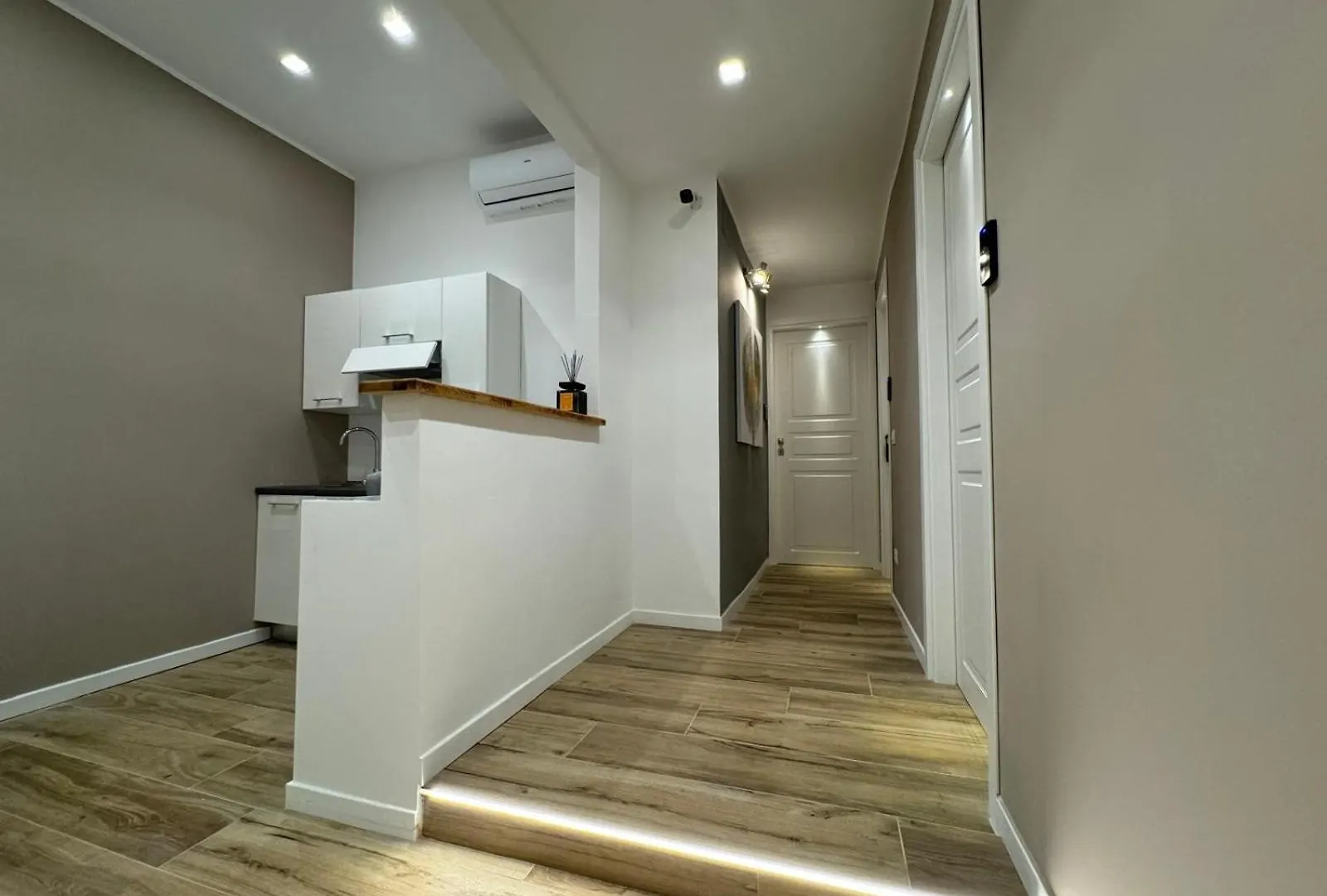 Essenza House Hotel Rome