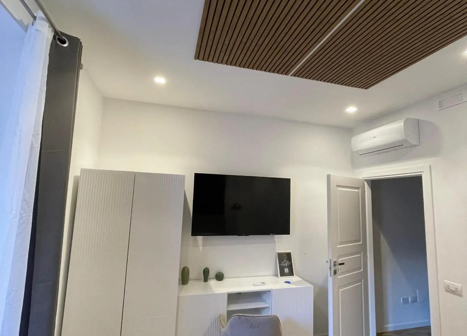 Essenza House Hotel Rome 0*,  Italy